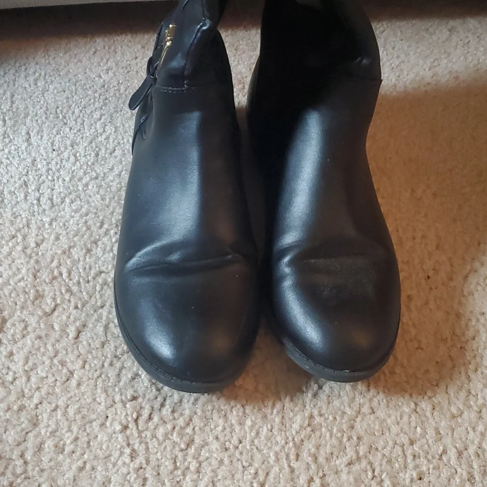 Tall Boots - Picture 3 of 6